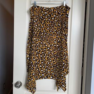 Who What Wear Skarkbite Skirt with side zipper